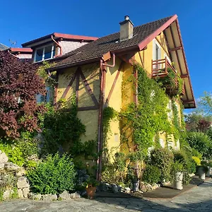 Demeure D'hotes L'hermitage Bed & Breakfast